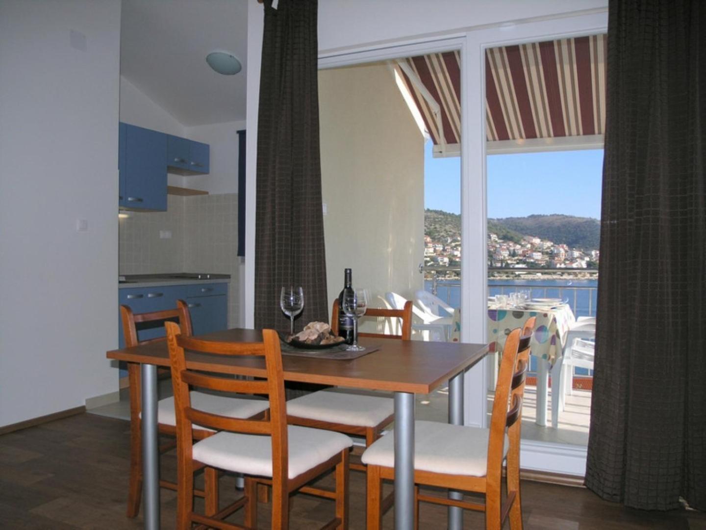 Apartments Aurelius - Relaxing With Gorgeous View Trogir Dış mekan fotoğraf